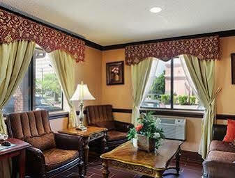 Motel Super 8 By Wyndham Taylor/Detroit Area Extérieur photo